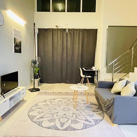 Minimalist Loft2 Decentrum Wifinetflix Kajang Luaran gambar